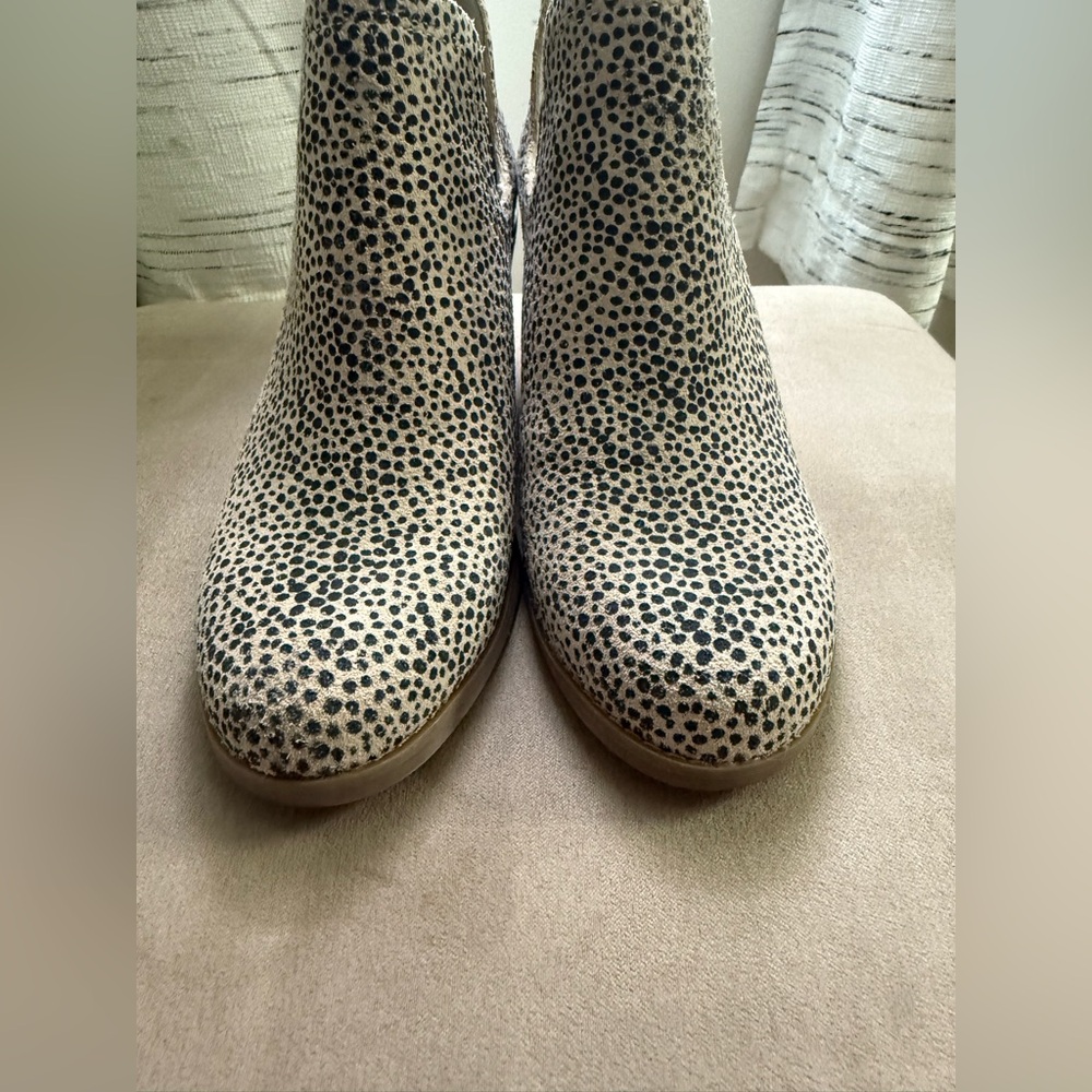 Women's Kallie Wedge Bootie in Macadamia
6.5 - Picture 7 of 9